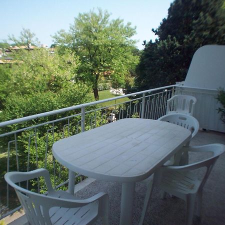 Casa Marialuigia - Appartamenti Solo Per Famiglie Lido di Jesolo Exteriör bild