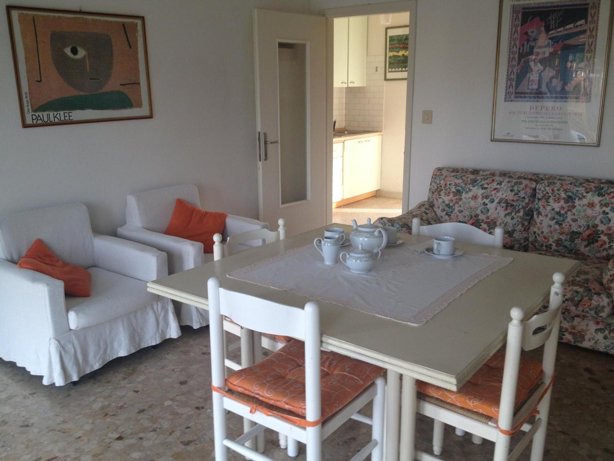 Casa Marialuigia - Appartamenti Solo Per Famiglie Lido di Jesolo Exteriör bild