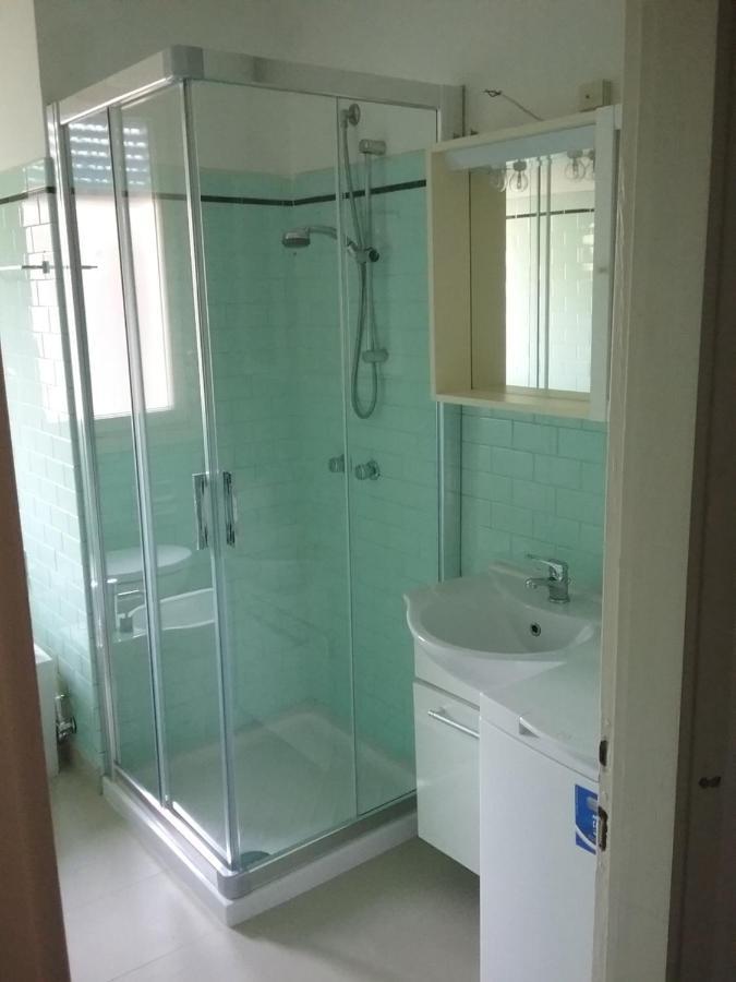 Casa Marialuigia - Appartamenti Solo Per Famiglie Lido di Jesolo Exteriör bild